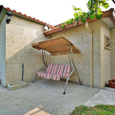 Galihost - Casa Con Jardin En Pontevedra Exterior foto