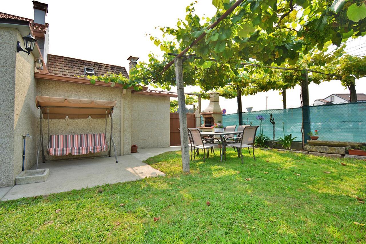 Galihost - Casa Con Jardin En Pontevedra Exterior foto