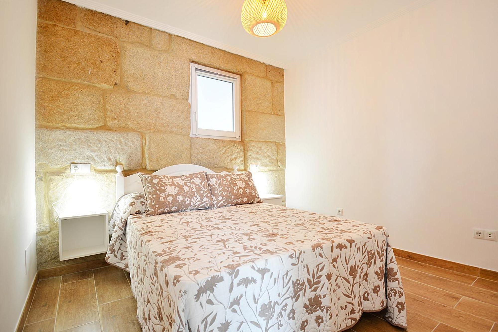 Galihost - Casa Con Jardin En Pontevedra Exterior foto