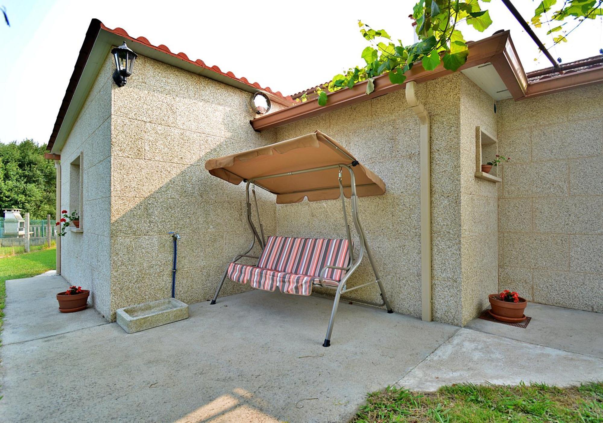 Galihost - Casa Con Jardin En Pontevedra Exterior foto